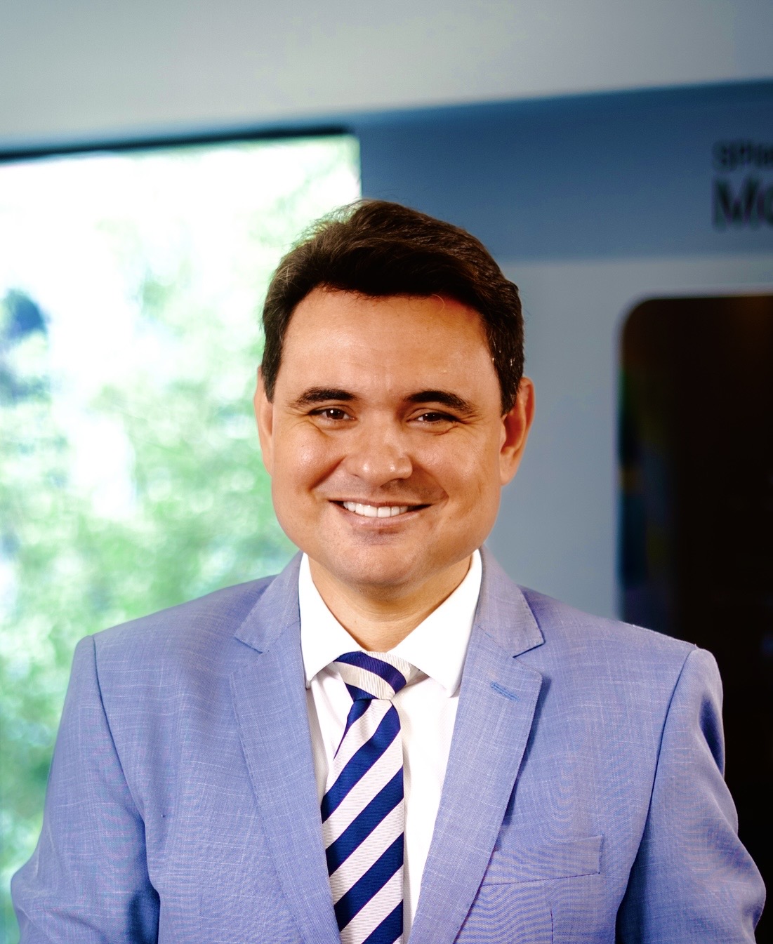 Dr. Jonas Lenzi